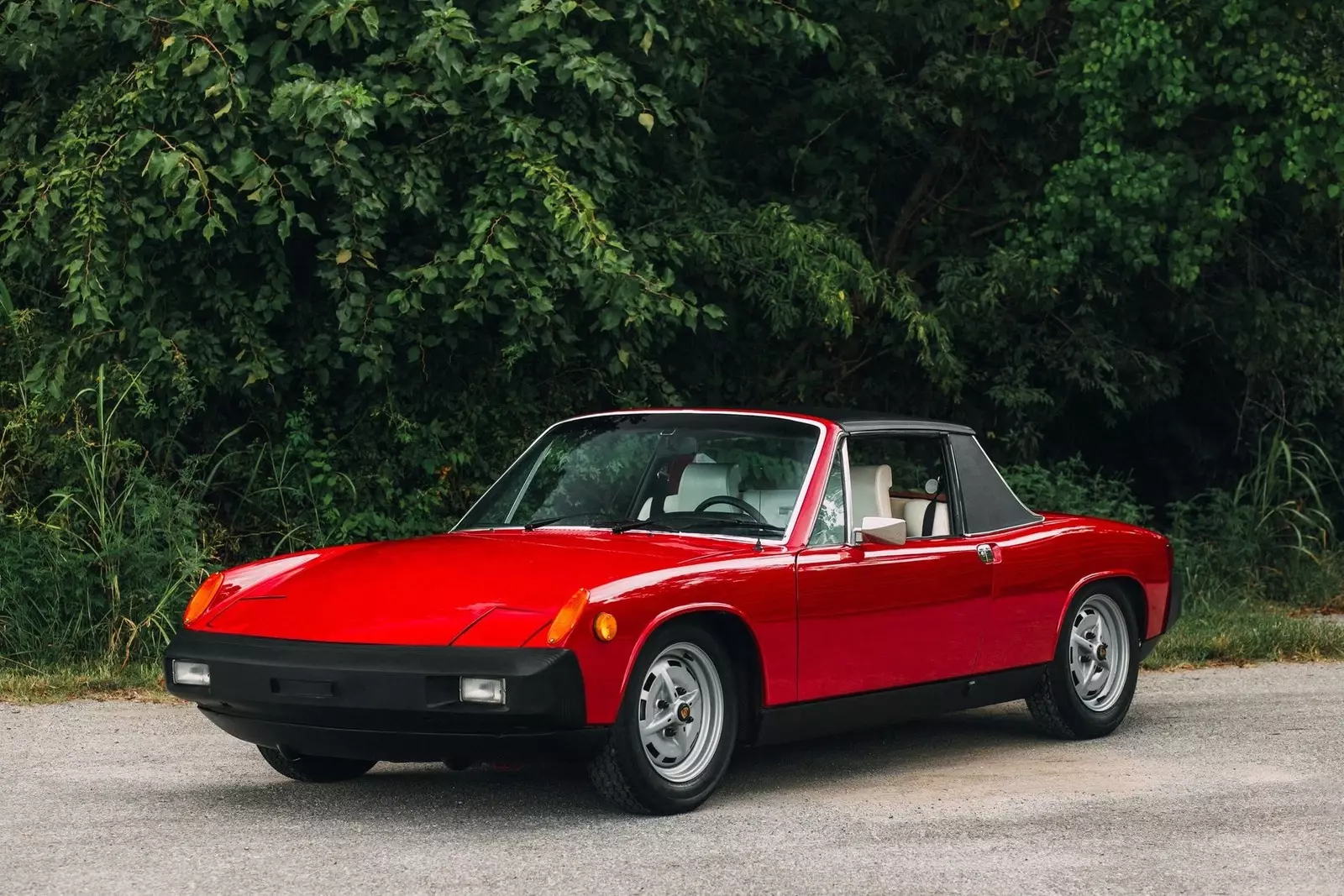 WHAT A FIND!!! 18769 ACTUAL MILE RUST FREE ACCIDENT FREE ICONIC 914 1975 Porsche 914
