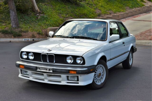 1987 BMW 3-Series 325iS - photo 2