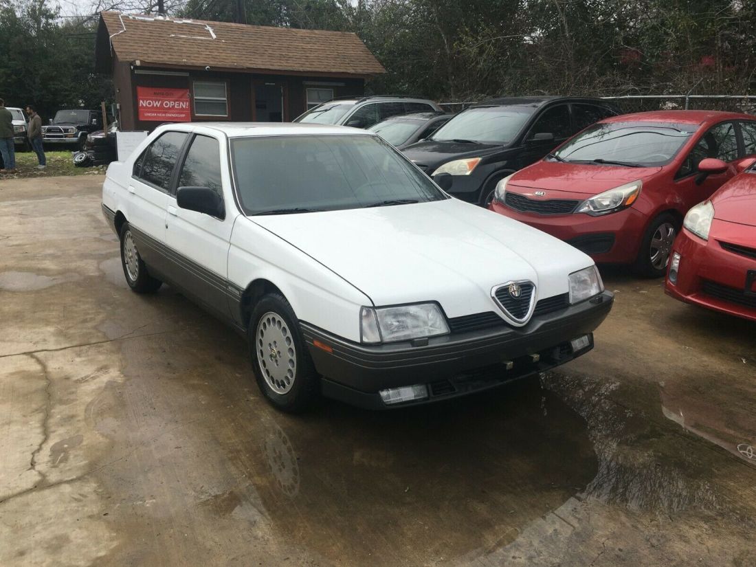 White 1991 Alfa Romeo 164L Sedan 3.0L V6 4-speed Automatic 1991 Alfa Romeo 164 L