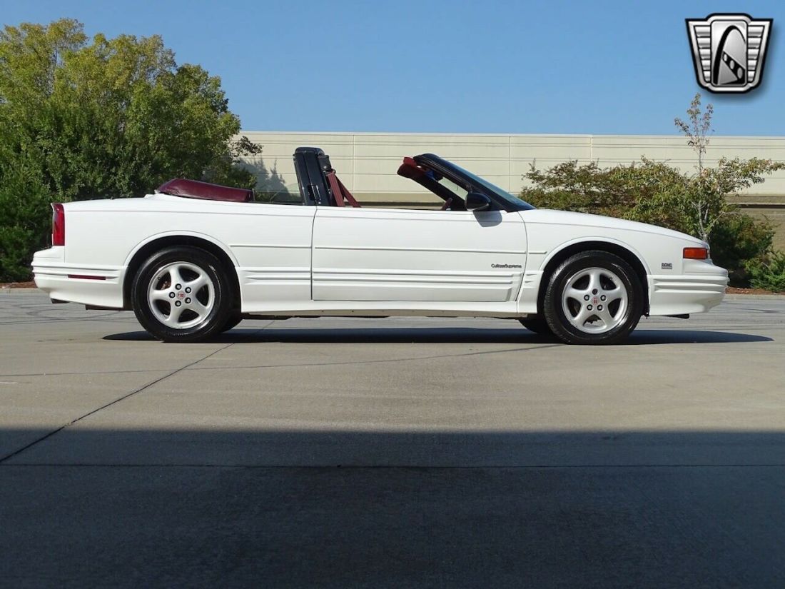 1993 Oldsmobile Cutlass Supreme - photo 10