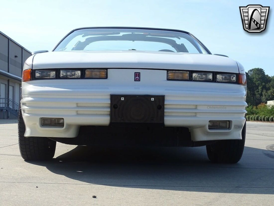 1993 Oldsmobile Cutlass Supreme - photo 3