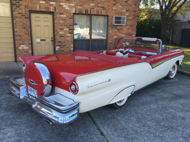 1957 Ford Fairlane Deluxe - photo 11