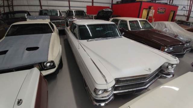 1963 Cadillac DeVille -- - photo 3