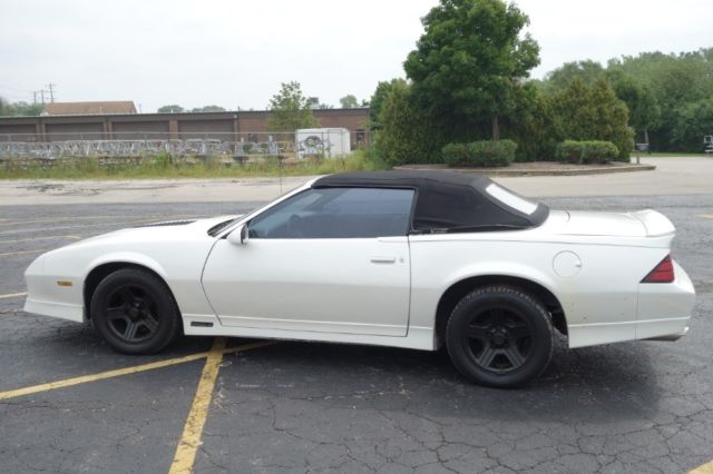 1988 Chevrolet Camaro -Z28 - IROC- Z - CONVERTIBLE- SEE VIDEO - photo 3