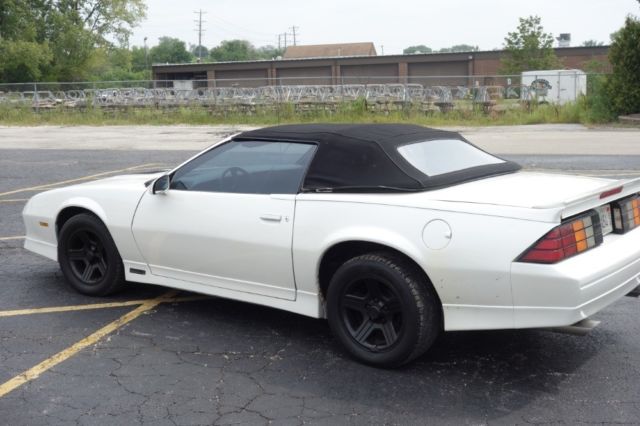 1988 Chevrolet Camaro -Z28 - IROC- Z - CONVERTIBLE- SEE VIDEO - photo 4