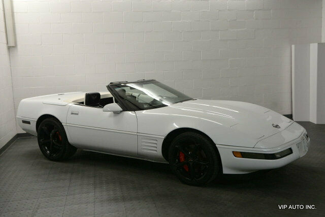 White Chevrolet Corvette with 44,900 Miles available now! 1993 Chevrolet Corvette 2dr Convertible
