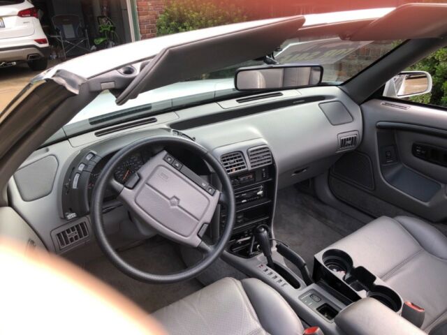 1991 Chrysler LeBaron - photo 2