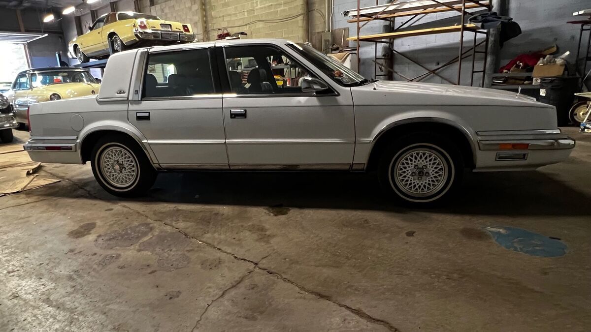 1988 Chrysler New Yorker - photo 8