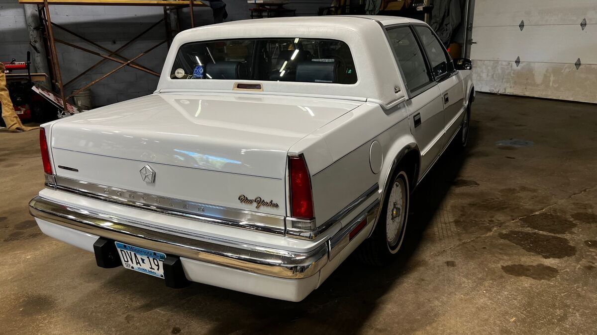 1988 Chrysler New Yorker - photo 9
