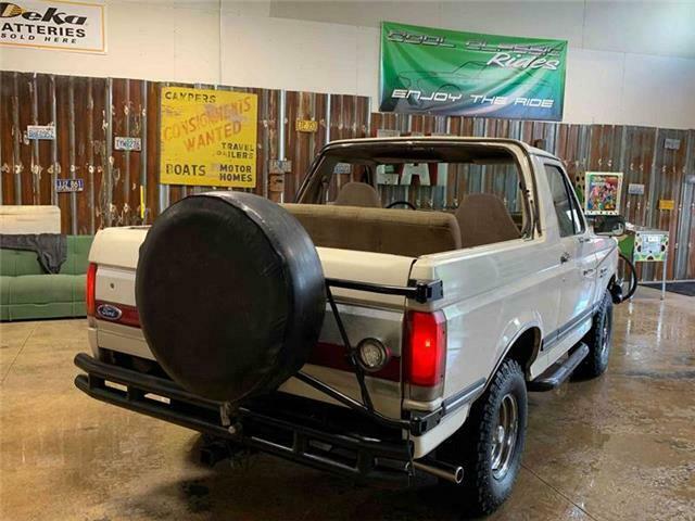 1990 Ford Bronco XLT 2dr 4WD SUV - photo 4