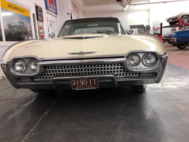 1962 Ford Thunderbird -AMERICAN CLASSIC-390 ENGINE-VIDEO - photo 4