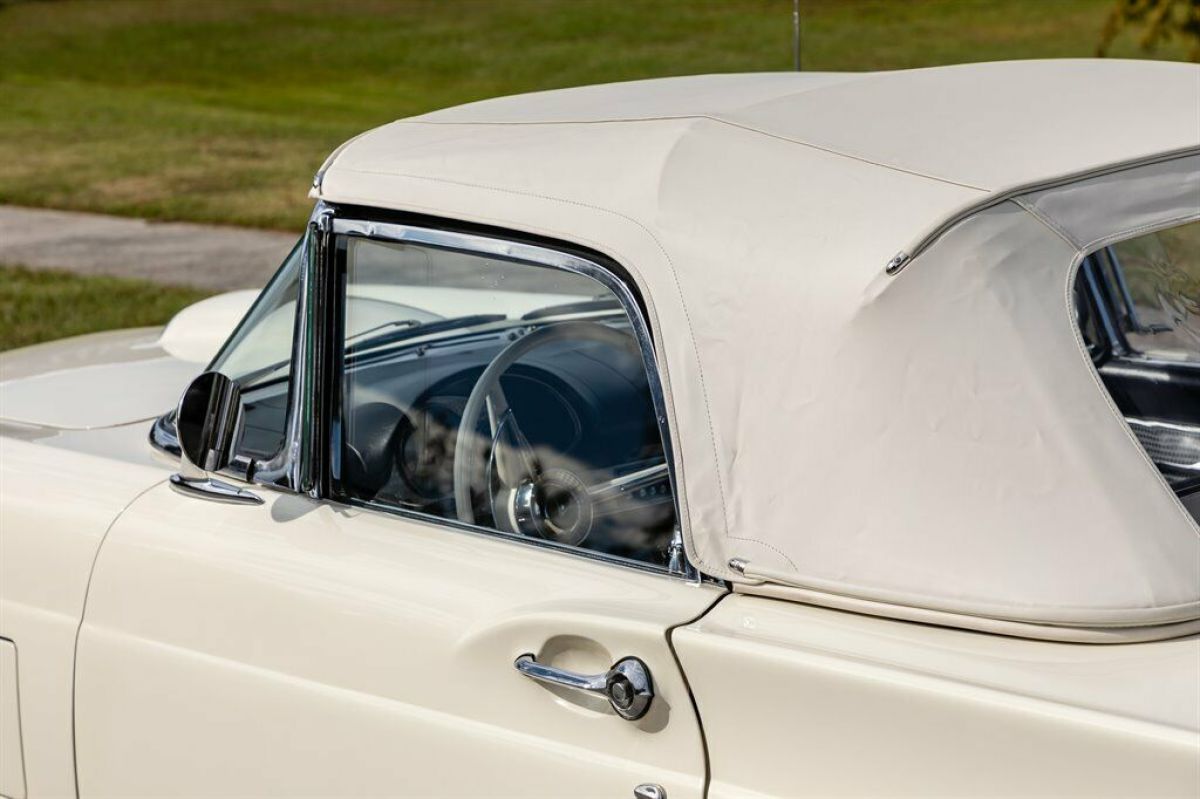 1957 Ford Thunderbird - photo 11