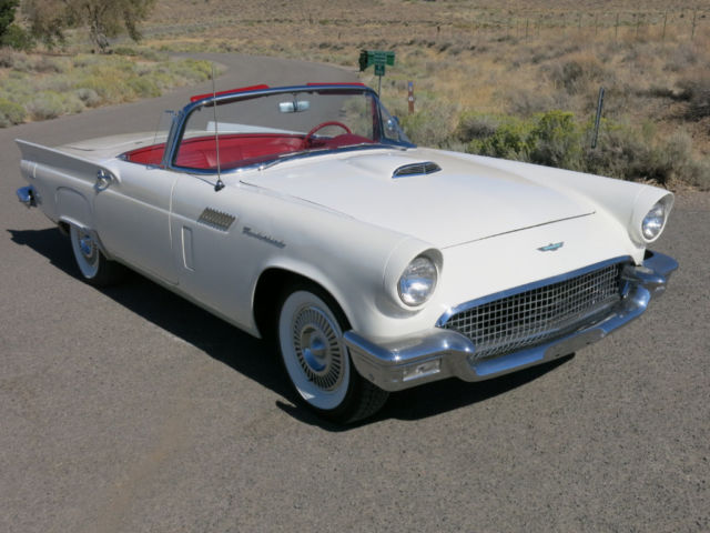 1957 Ford Thunderbird Convertible - photo 5
