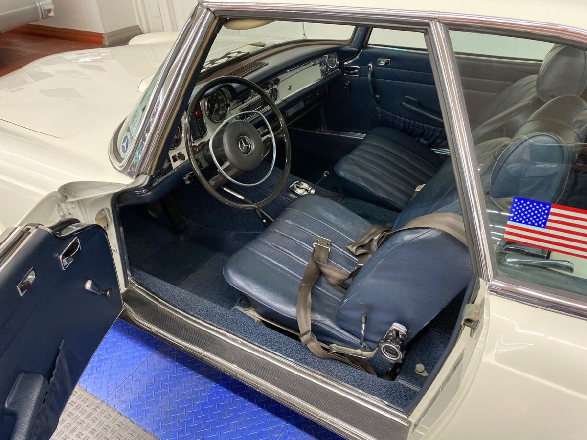 1971 Mercedes-Benz SL-Class - TWO TOP CONVERTIBLE - VERY CLEAN - SEE VIDEO - photo 4