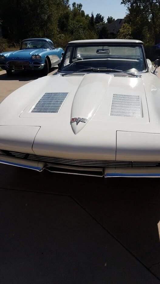 1963 Chevrolet Corvette Stingray - photo 11