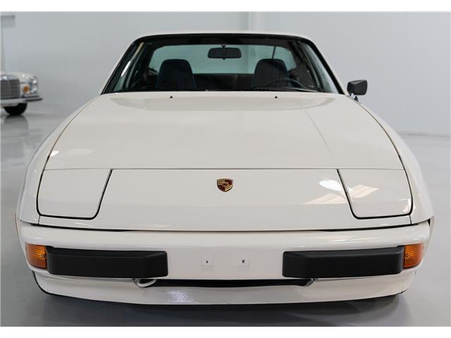 1977 Porsche 924 'Martini Edition' Coupe - photo 3