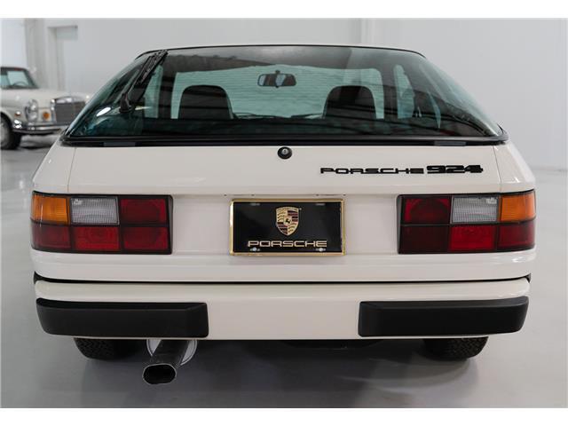 1977 Porsche 924 'Martini Edition' Coupe - photo 7