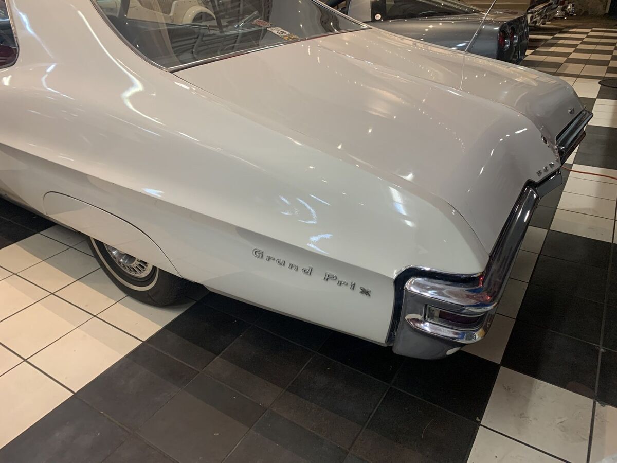 1968 Pontiac Grand Prix - photo 13