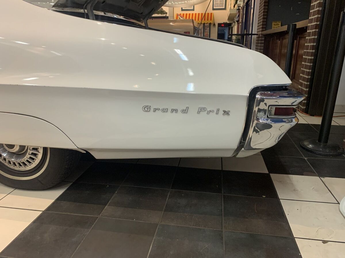 1968 Pontiac Grand Prix - photo 4