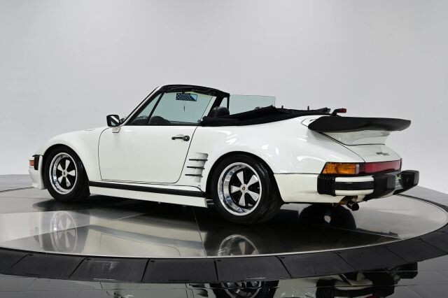 1983 Porsche 911 2D Cabriolet - photo 3