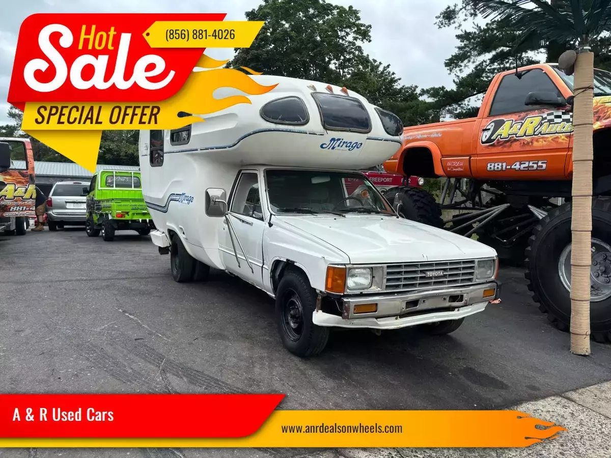White Toyota Pickup with 150,949 Miles available now! 1985 Toyota Pickup 4X2 2dr Regular Cab