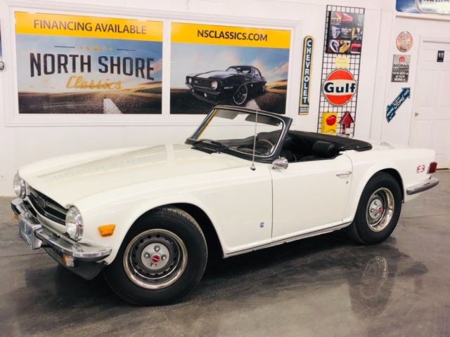 1975 Triumph TR-6 -RESTORED CLASSIC CONVERTIBLE-DOCUMENTED-BRITISH S