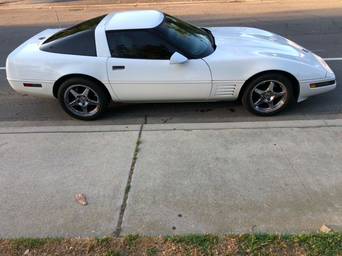 1993 Chevrolet Corvette SPORT PACKAGE - photo 7