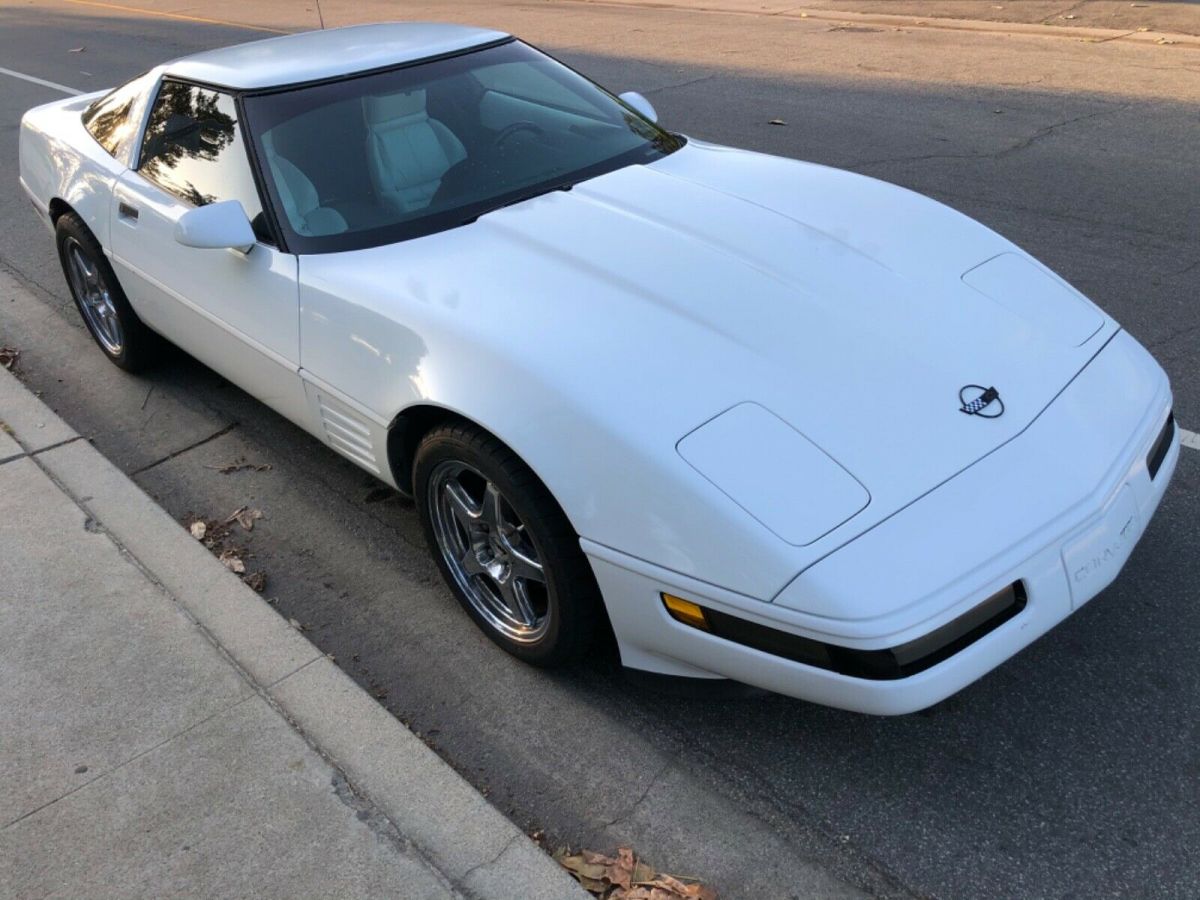 1993 Chevrolet Corvette SPORT PACKAGE - photo 8