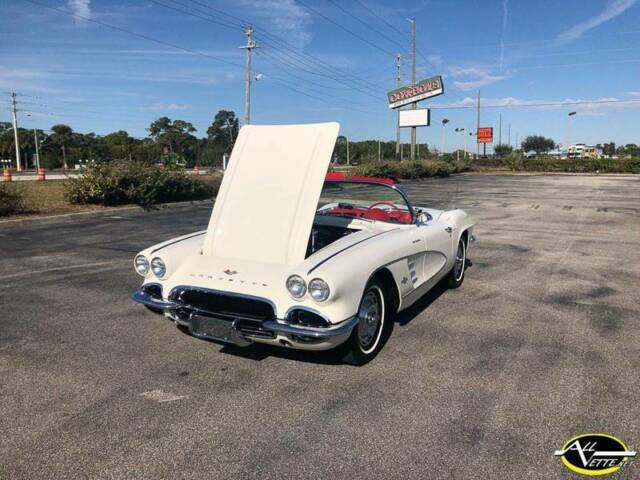 1961 Chevrolet Corvette - photo 4