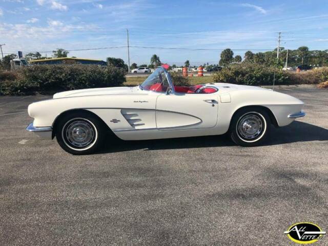 1961 Chevrolet Corvette - photo 7