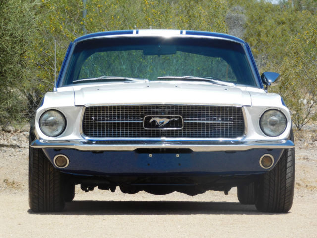 1967 Ford Mustang A code / 4-speed / Disc Brakes -- T/A replica - photo 2