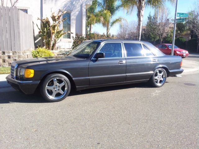 1990 Mercedes-Benz 500-Series 4 Door Sedan - photo 2