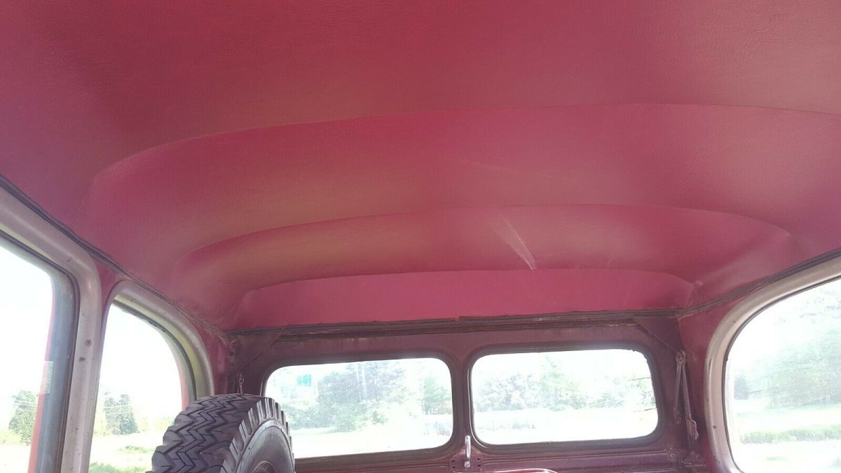 1952 Willys Station Wagon - photo 10