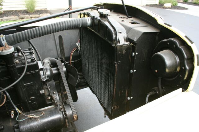 1948 Willys - photo 9