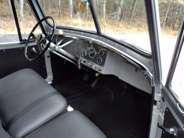 1950 Willys Jeepster - photo 5