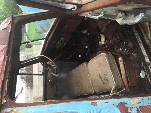 1952 Willys Wagon 4x4 - photo 10