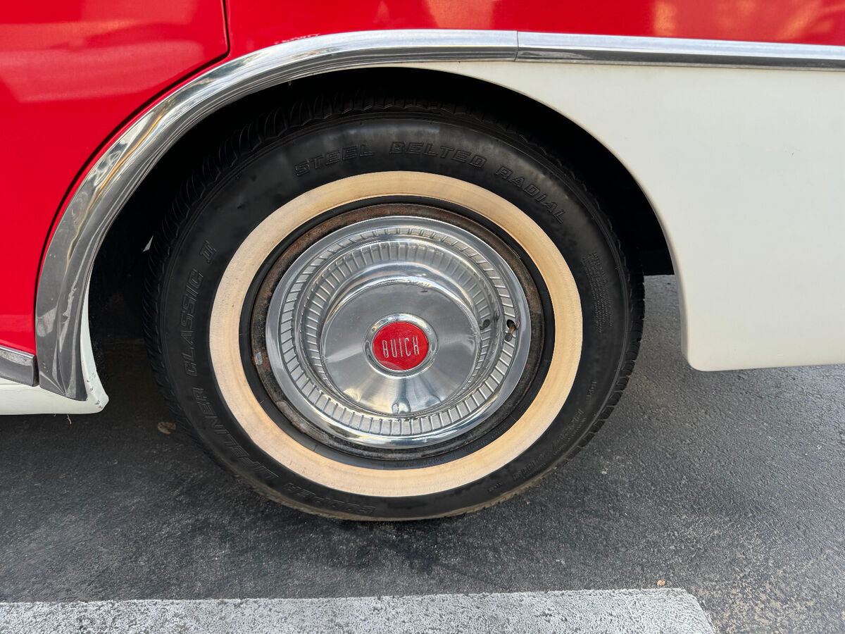 1956 Buick Special Hardtop - photo 12