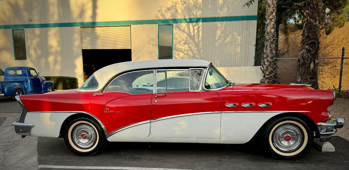 1956 Buick Special Hardtop - photo 2