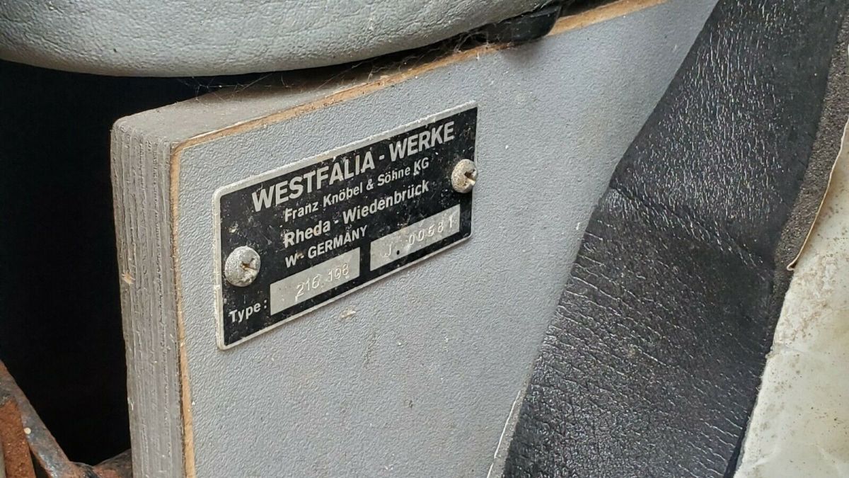 1988 Volkswagen Bus/Vanagon Wolfsburg Edition - photo 11