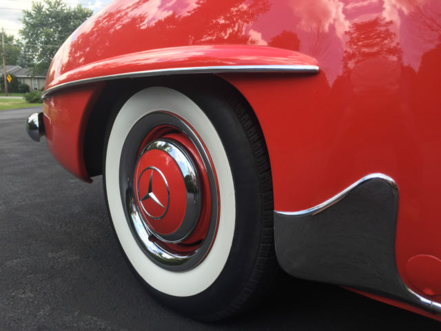 1963 Mercedes-Benz SL-Class 2 door convertible - photo 8