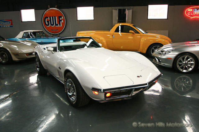 1969 Chevrolet Corvette Stingray Convertible - photo 2