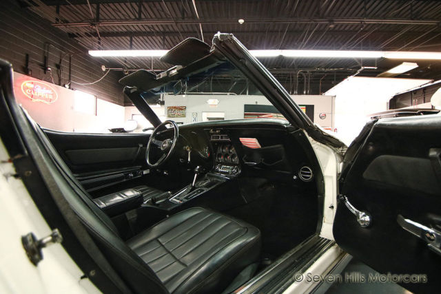 1969 Chevrolet Corvette Stingray Convertible - photo 9