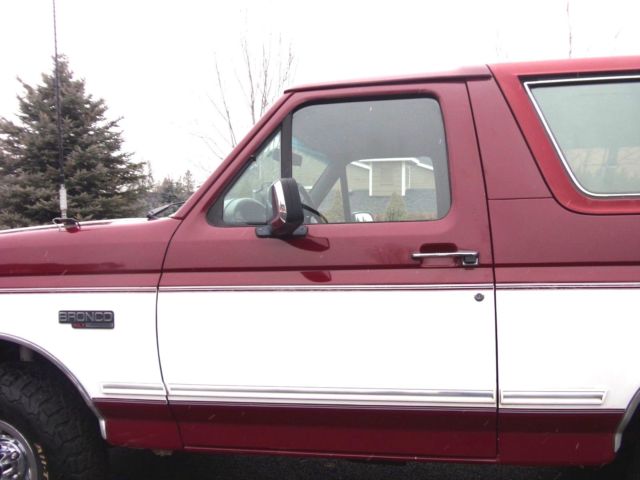 1993 Ford Bronco XLT - photo 13