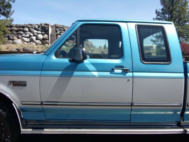 1993 Ford F-250 XLT - photo 10