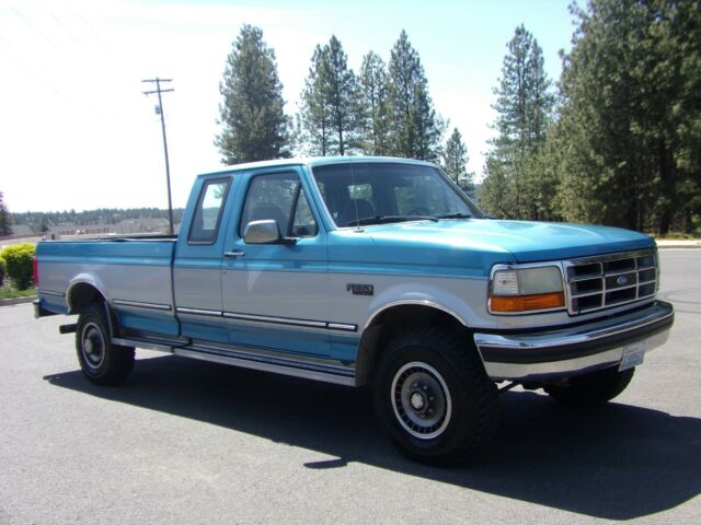 1993 Ford F-250 XLT - photo 8