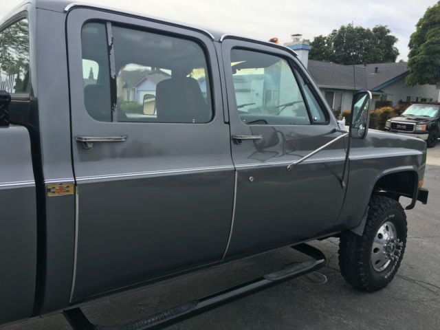 1988 Chevrolet C/K Pickup 3500 Custom Deluxe Crew Cab 4X4 Dually 454 HD Video - photo 8