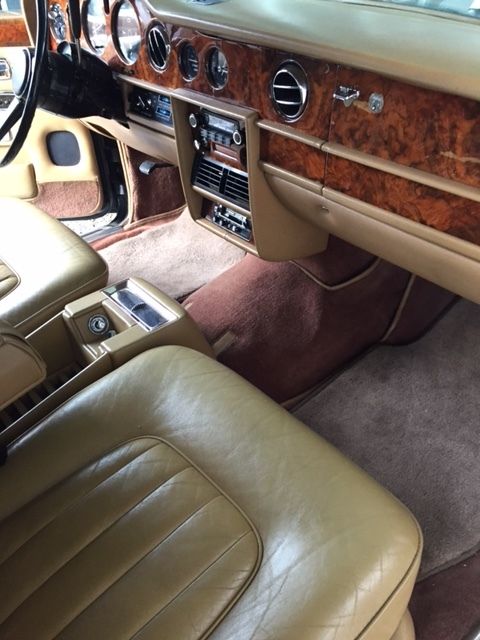 1980 Rolls-Royce Silver Shadow Silver Shadow II in Black/Tan - photo 8