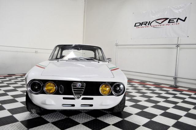 1971 Alfa Romeo GTV - photo 10