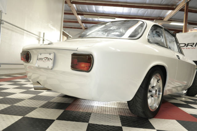 1971 Alfa Romeo GTV - photo 12