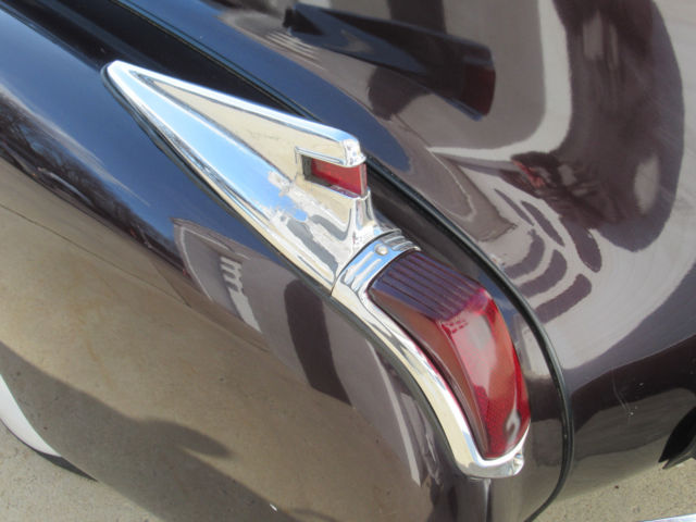 1940 Cadillac Series 75 Fleetwood Limousine - photo 10